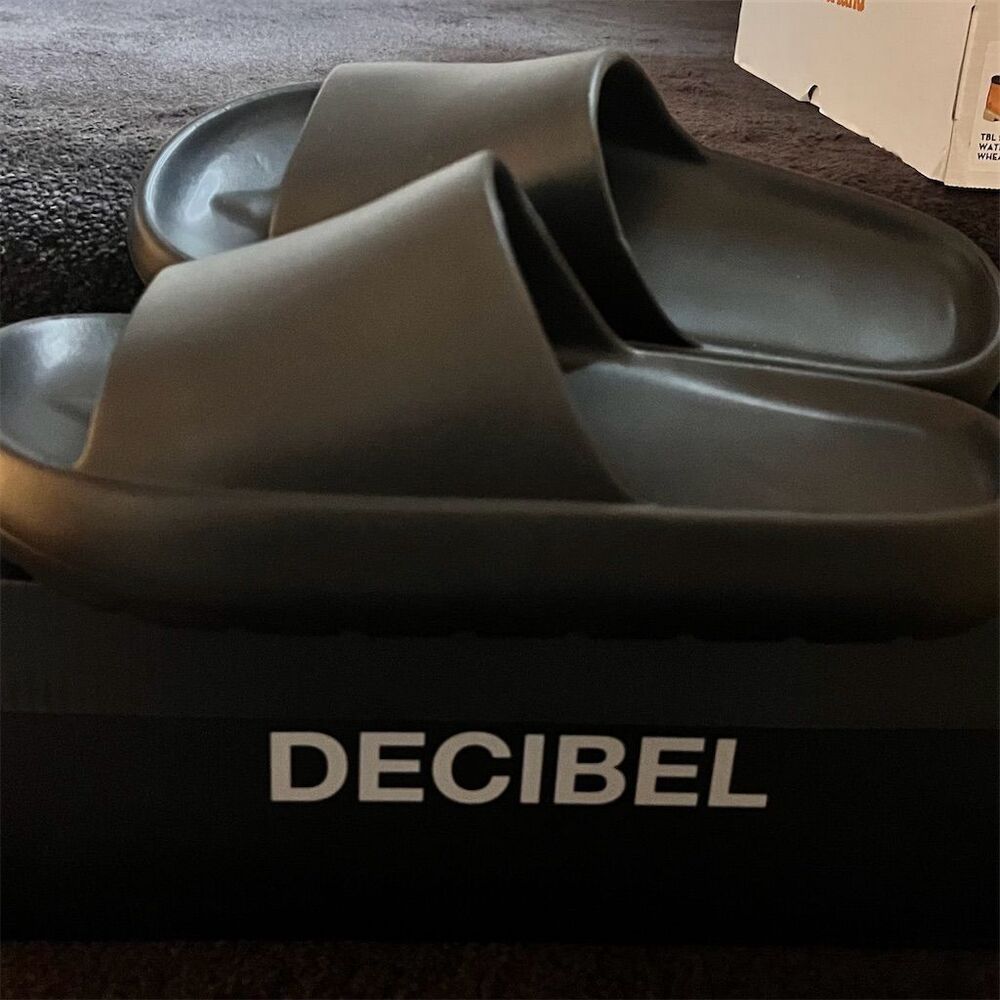 Decibel Slide Black Unisex Sandals Size 10 Casual Beach Wear